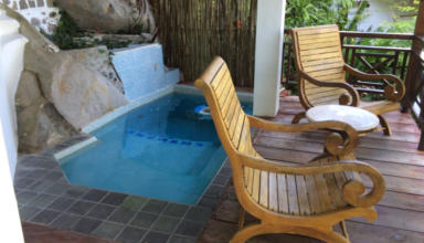 Roseharrycove, Seychelles, Rock-spa pool of honeymoon suite